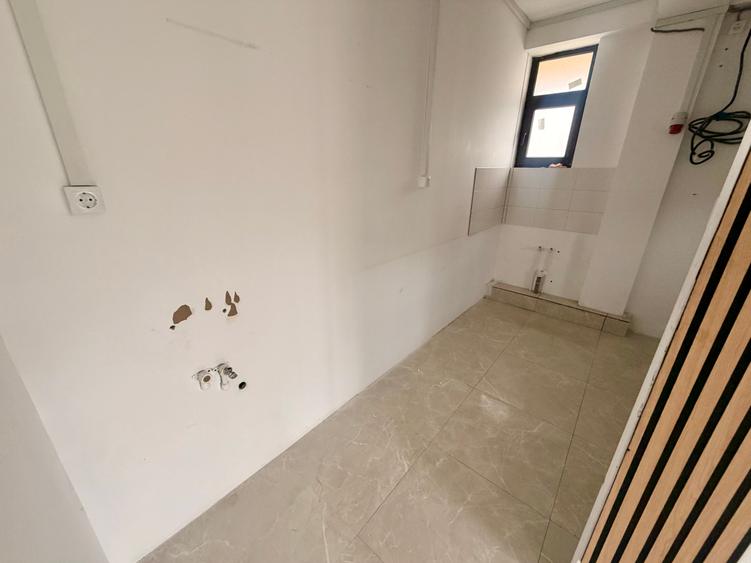 Imobil pretabil magazin sau restaurant cu terasa - 7