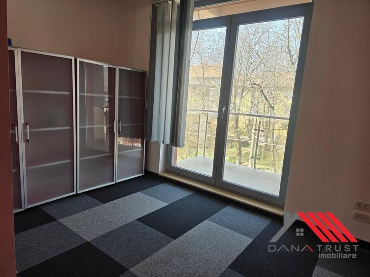 Bdul Eroilor  -  SAD Birouri 180 mp – 10 euro/mp - 4