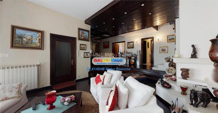 Vila superba, 9 dormitoare, pretabila pentru pensiune, Sinai Vila superba, 9 dormitoare, pretabila pentru pensiune, Sinai