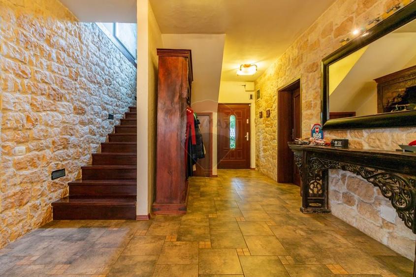 Vila 8 camere si 1.000 mp de teren in Corbeanca - 34