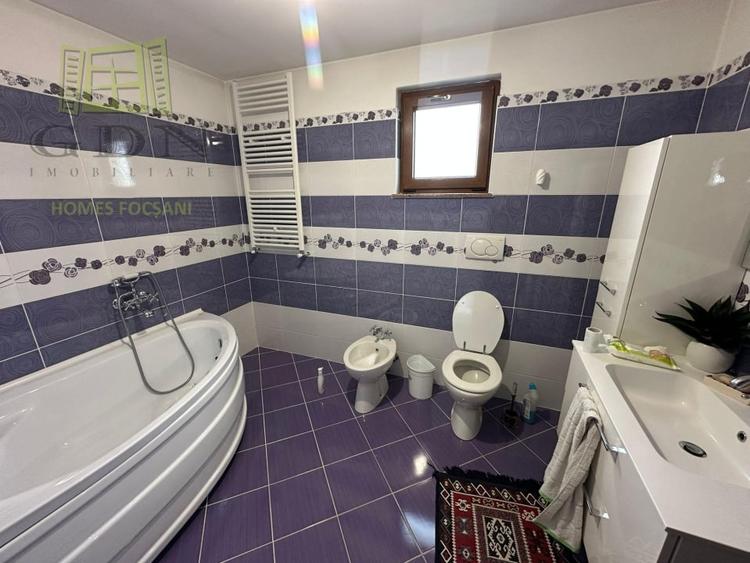 Casa de vanzare P+1 Vanatori,Vrancea - 5