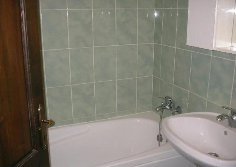 Apartament Cu 2 Camere Decomandate etaj 1 - Zona Nordic George Enescu - 7