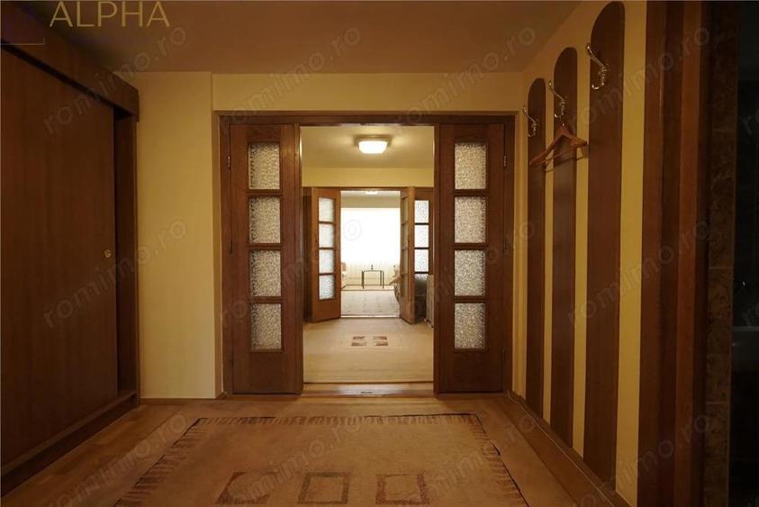 Vila eleganta cu piscina, teren generos si finisaje de calitate - 12