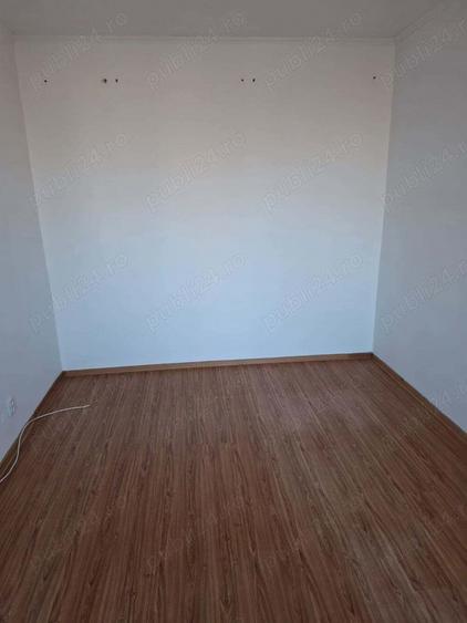 Apartament de vanzare 3 camere - proprietar - 1