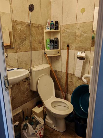 pers fizica vand garsoniera zona Medicina - 2