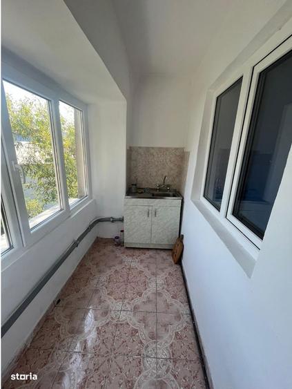 Apartament doua camere - Str Longinescu - etaj 2/3 - 6
