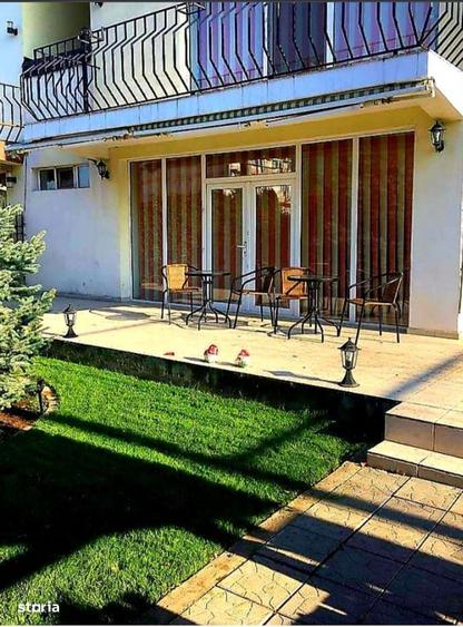 De vanzare Pensiune Eforie Nord la doi pasi de mare - 8