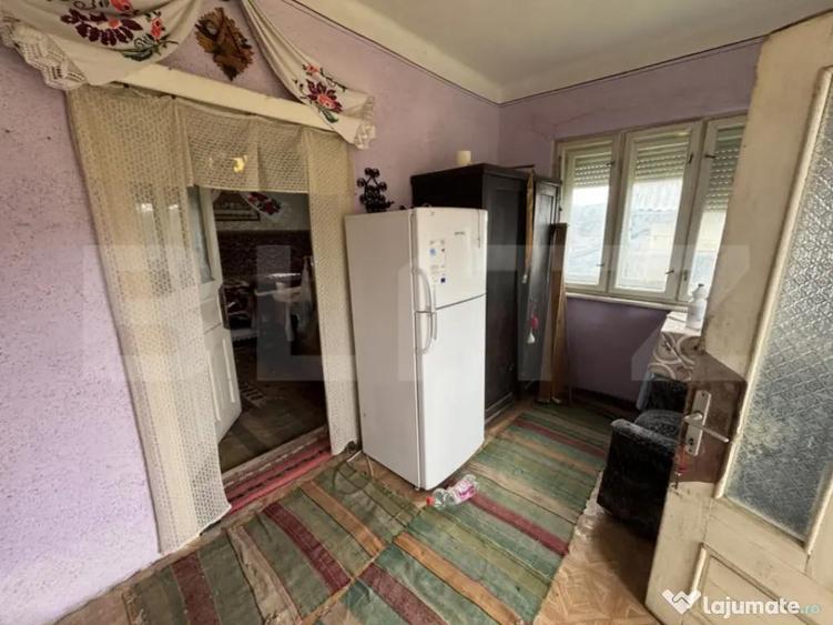 Casa de vanzare cu 3 camere - 1