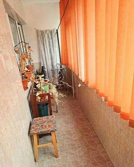 Etaj 1 - Apartament 2 camere Radu Negru, necesita renovare. - 4