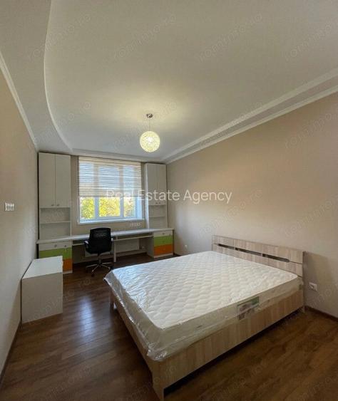 2 camere in zona Aradului