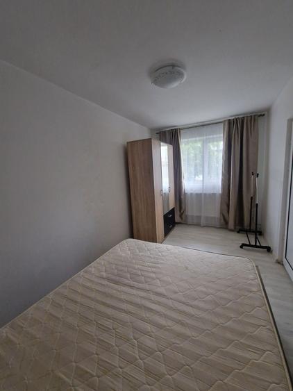 Proprietar vand apartament in Baicoi,zona blocuri Liliesti! - 8