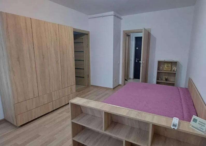 Vand garsoniera decomandata 30 mp . - 6