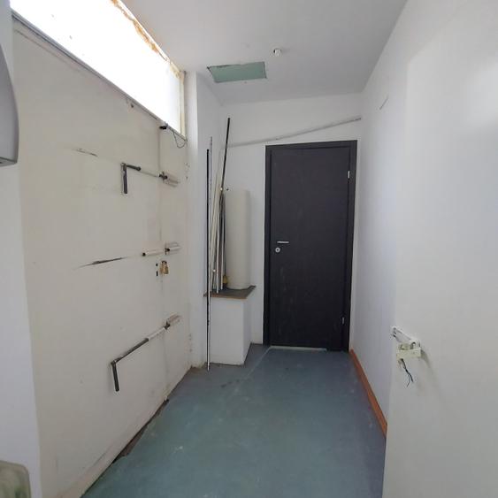 Calea Mosilor stradal, spatiu 50mp cu centrala proprie si vitrina dubla - 9