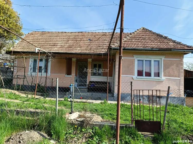 Casa de vanzare in sat Padureni, com. Tritenii de Jos Casa de vanzare in sat Padureni, com. Tritenii de Jos