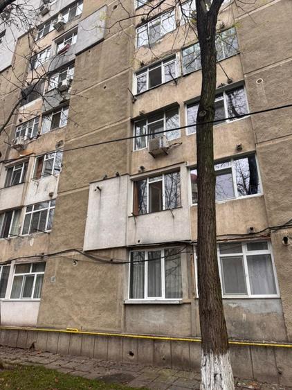 vand garsoniera cu o camera  - 9