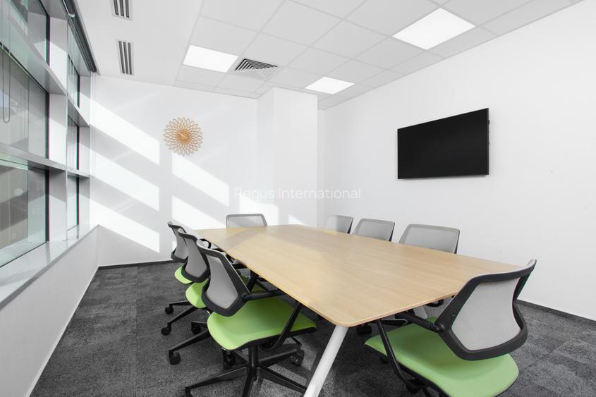 Spațiu de birou privat pentru 4 persoane în Regus Primavera