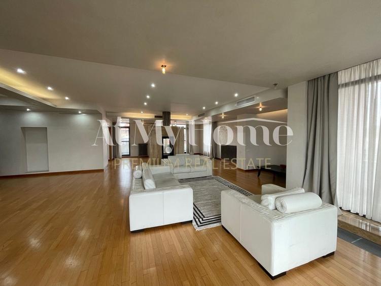 Penthouse Spectaculos cu 4 camere, partial mobilat, terase, 2 parcari - 4