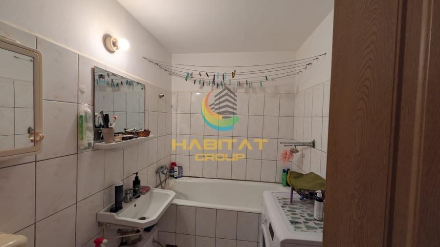 Apartament cu 4 camere semidecomandat în Brâncoveanu