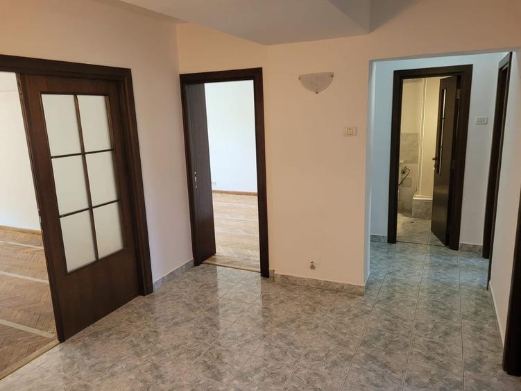 Piata Unirii 4 camere pt.birou/birouri fara trafic de persoane - 7