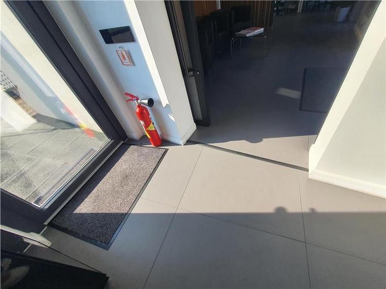 OFERTA !! 230mp spatiu comercial ,,super - smart" in zona rezidentiala Sibiu - 13