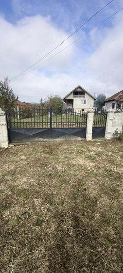 Casa noua la gri + teren 4316 mp DN67, Tele?ti, Gorj - 1