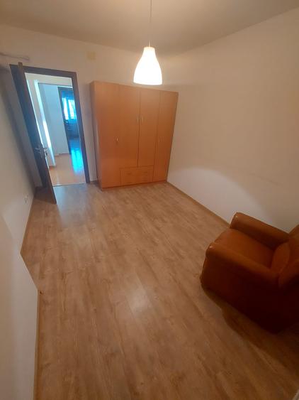 Inchiriere 3 camere Parcul Crangasi vedere Lacul Morii - 5