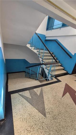 GARSONIERA LIBERA ETAJ 2 DIN 3 BAZA 3 - 10