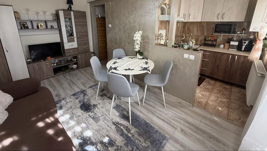 De Vanzare Apartament cu 2 camere - 5