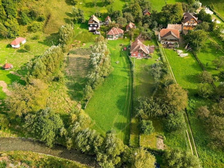 Teren 6,135mp Moieciu de Jos / Strada Principala - 3