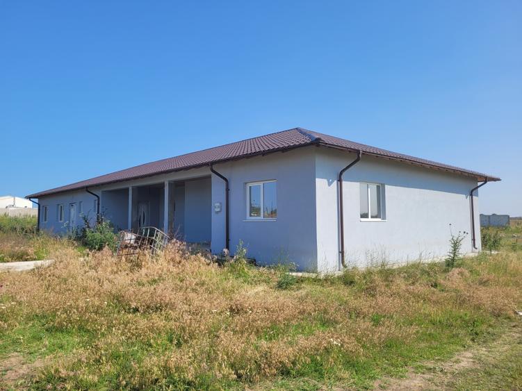 Cladire comerciala in Lumina cu 4350 mp teren - 4