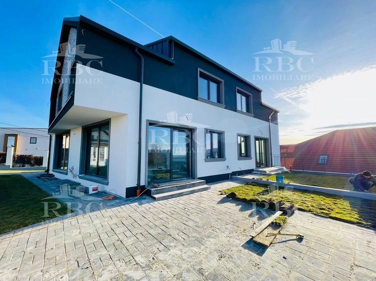 Casa cuplata in Dambu Rotund - 6