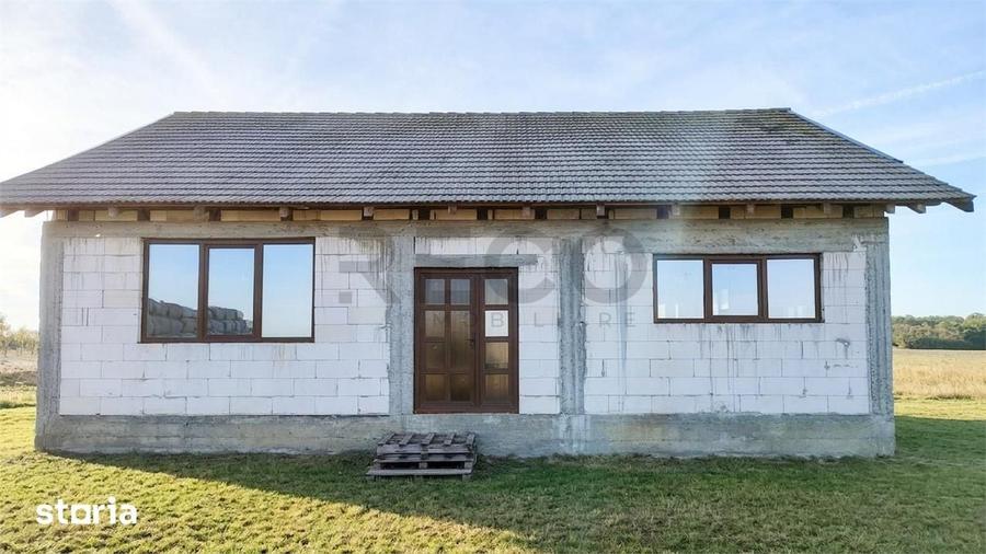 Casă cu 2 camere cu Teren 2248 Mp în Husasău de Tinca