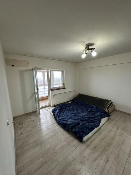 Garsoniera in spate la Rin Grand etaj 11 - 8