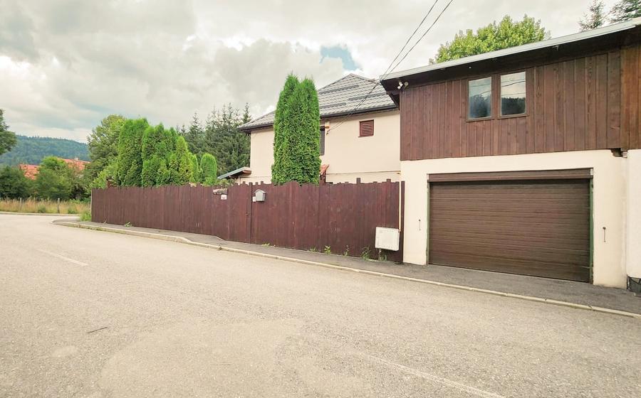 Vila 5 Camere, Complet Mobilata Si Utilata, Azuga, Teren 500 mp - 2