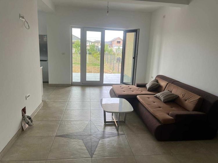 Casa de Inchiriat pe parter - 5