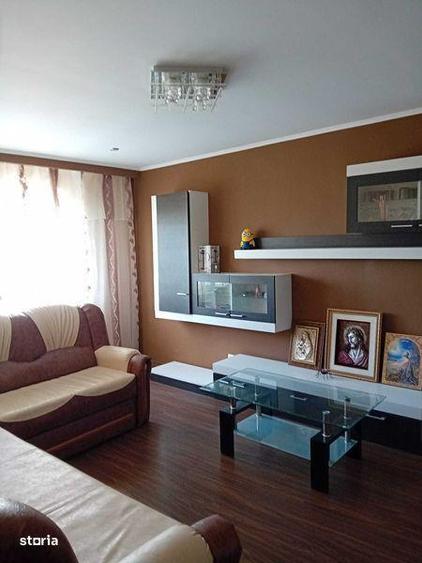 Vand apartament 4 camere Rosiorii de vede - 2