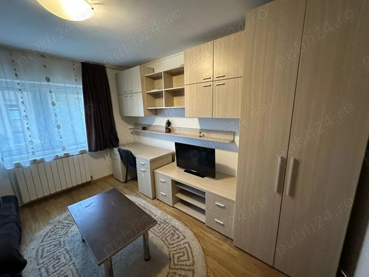 Garsoniera decomandata ?i spatioasa - 7