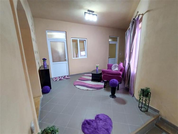 Racasdia, Casa Moderna, 174MP cu Teren 1104MP, Pret Negociabil - 65