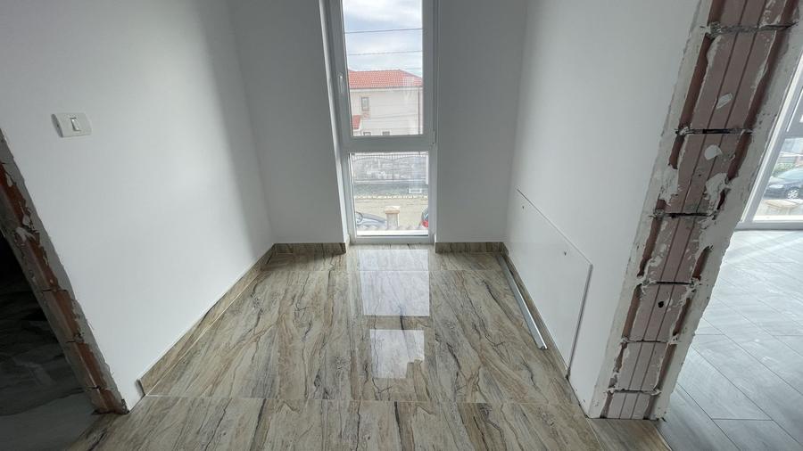 Casa de familie in zona rezidentiala - 22