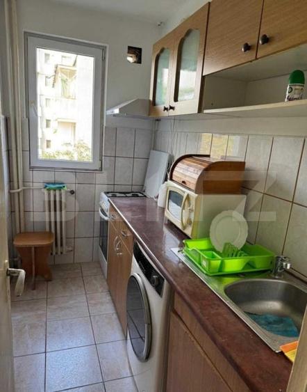 Apartament cu 2 camere, 40 mp, zona Podu Ros - 5