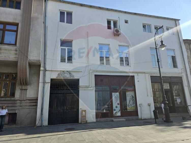 Apartament cu 3 camere de vanzare in zona Central - 17