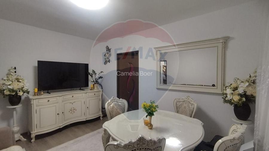 Apartament cu 2 camere, renovat 2024/ et 3. - Simleu Silvaniei