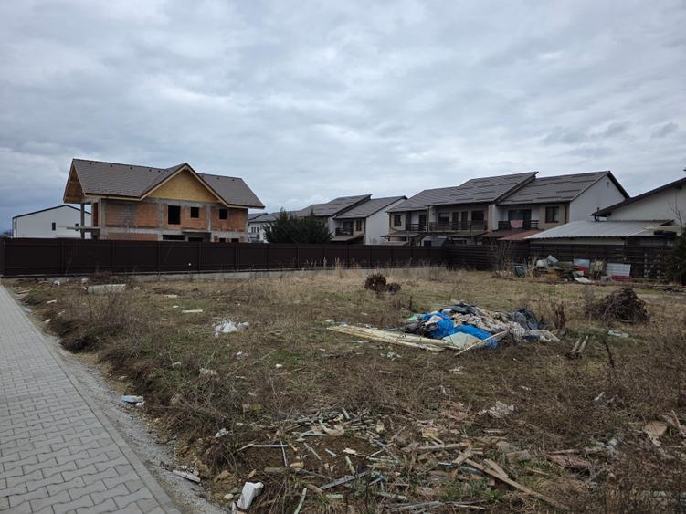 Teren cu utilități Sânpetru - 4