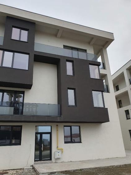 Apartament cu 3 camere decomandat în Tomis Plus