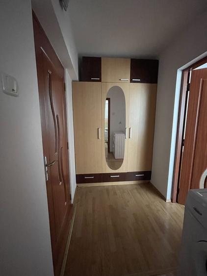 Apartament cu 2 camere semidecomandat în Dărmănești
