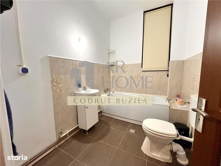 Apartament cu 4 camere în Ultracentral