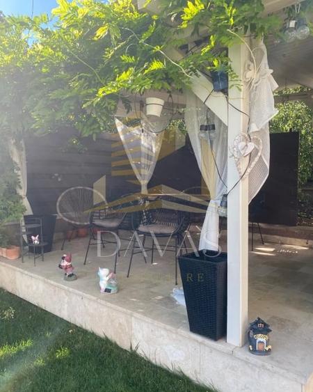 Casă cu 4 camere cu Canalizare în Dâmbul Rotund