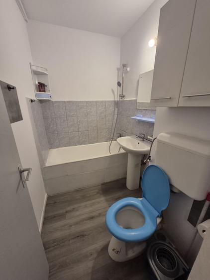 Garsonieră semidecomandată în Central