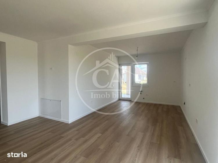 Casă cu 4 camere decomandat cu Teren 500 Mp în Sântandrei