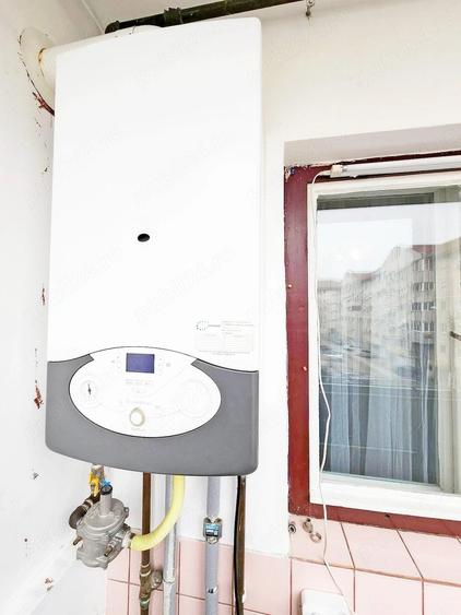 Apartament cu 4 camere decomandat în Dorobanților